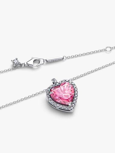 Náhrdelník s ružovým srdcom a lemovaním