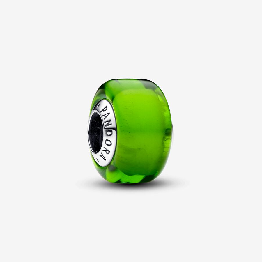Mini prívesok so zeleným muránskym sklom image number 0