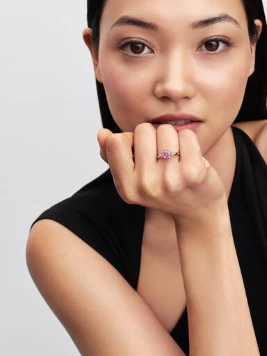 Prsteň s čerešňovým kvetom Mulan od Disneyho, Pokovené platinou