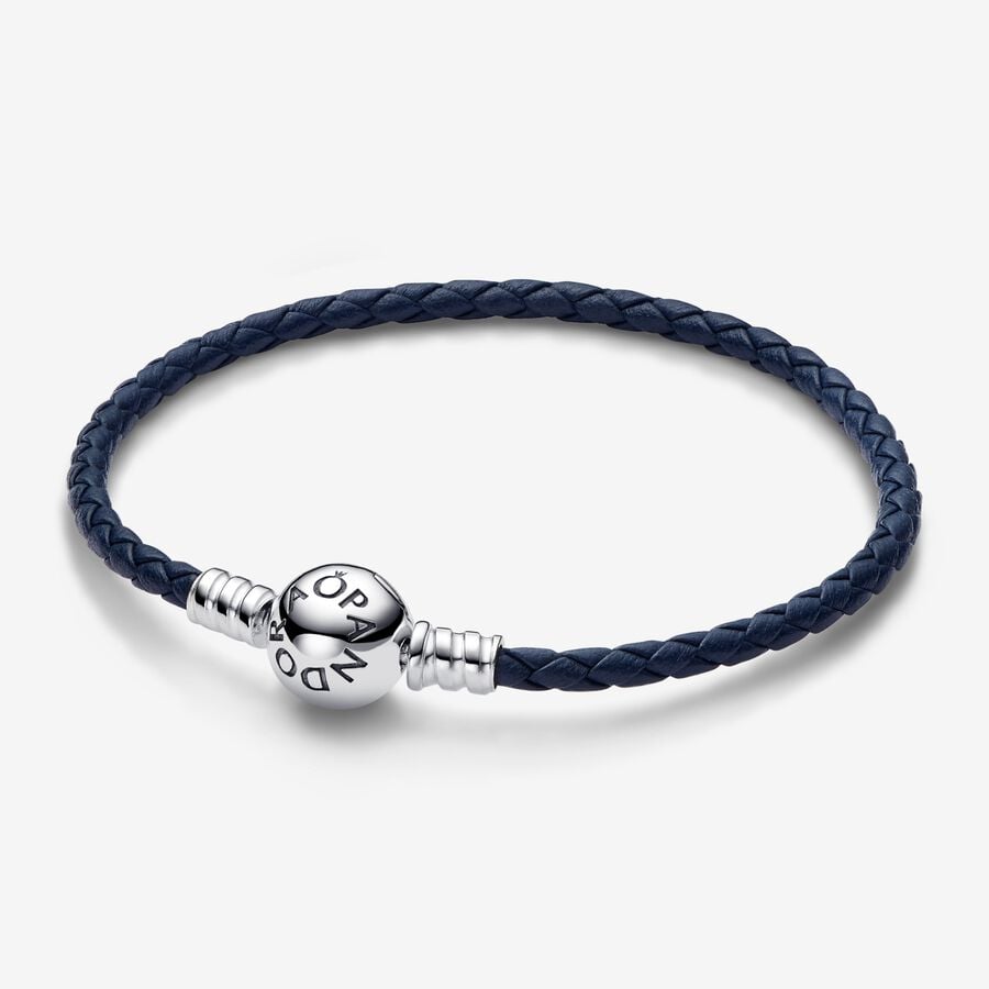 Modrý pletený kožený náramok s okrúhlou sponou, Pandora Moments image number 0