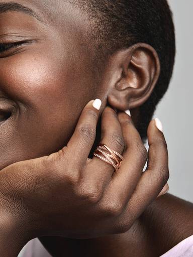 Trblietavé & vyleštené línie prsteň
