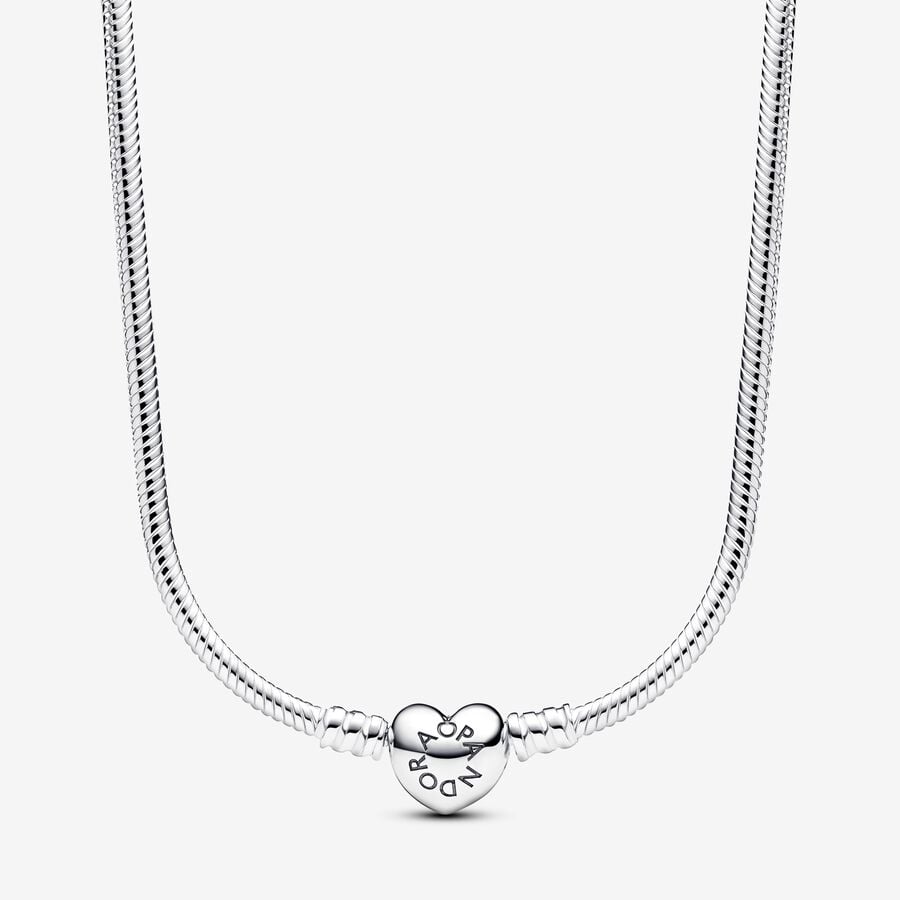 Hadíkový náhrdelník so srdiečkovou sponou kolekcie Pandora Moments image number 0